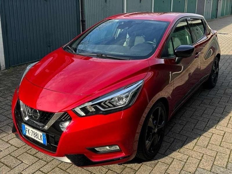 Rosso Usata 2017 Nissan Micra Tekna Tre volumi | 9000 € (Ottimo prezzo) - Immagine 1/4