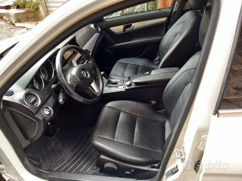 Usata Mercedes C200 184 CV (135 kW) 2012 Bianco Berlina