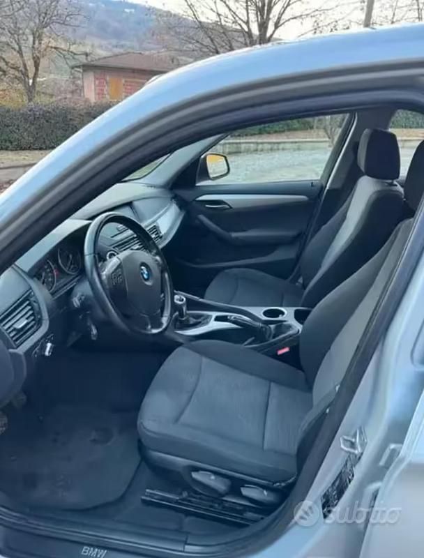 Usata BMW X1 Executive 143 CV (105 kW) 2015 Grigio SUV