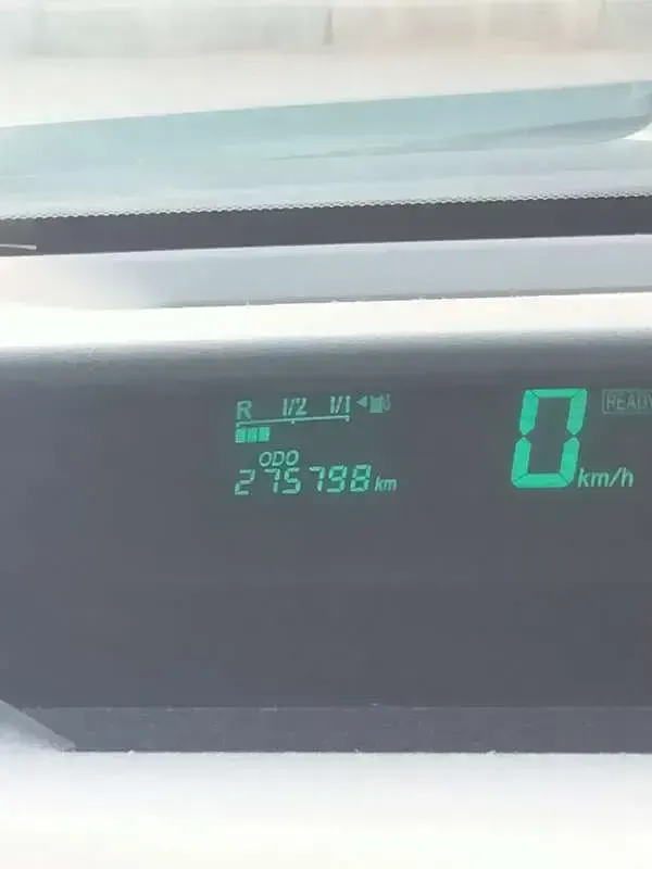 Usata Toyota Prius 113 CV (83 kW) 2004 Argento Utilitaria