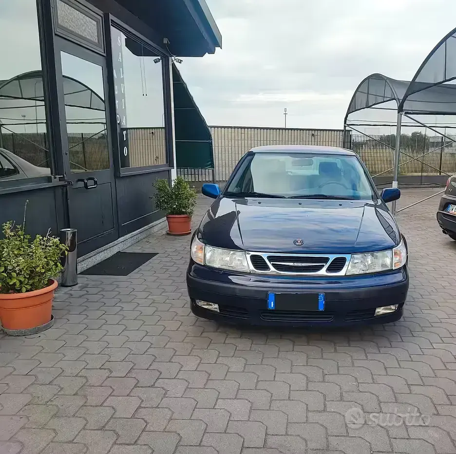 Usata Saab 9-5 150 CV (110 kW) 1998 Blu Berlina