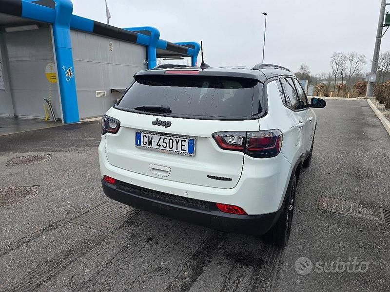 Usata Jeep Compass Night Eagle 131 CV (96 kW) 2024 Bianco SUV