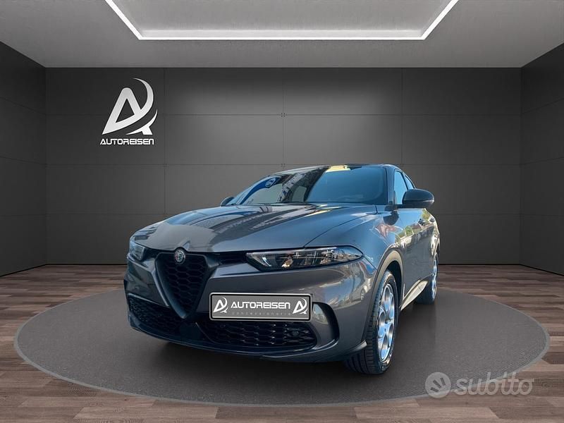 Grigio Usata 2022 Alfa Romeo Tonale Sprint SUV | 25.970 € (Ottimo prezzo) - Immagine 1/4