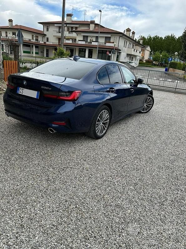 Usata BMW 330 180 CV (132 kW) 2019 Blu Berlina