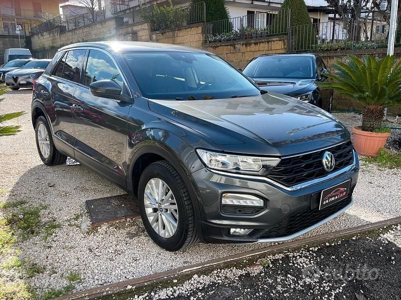 Usata VW T-Roc Advance 150 CV (110 kW) 2020 Grigio SUV