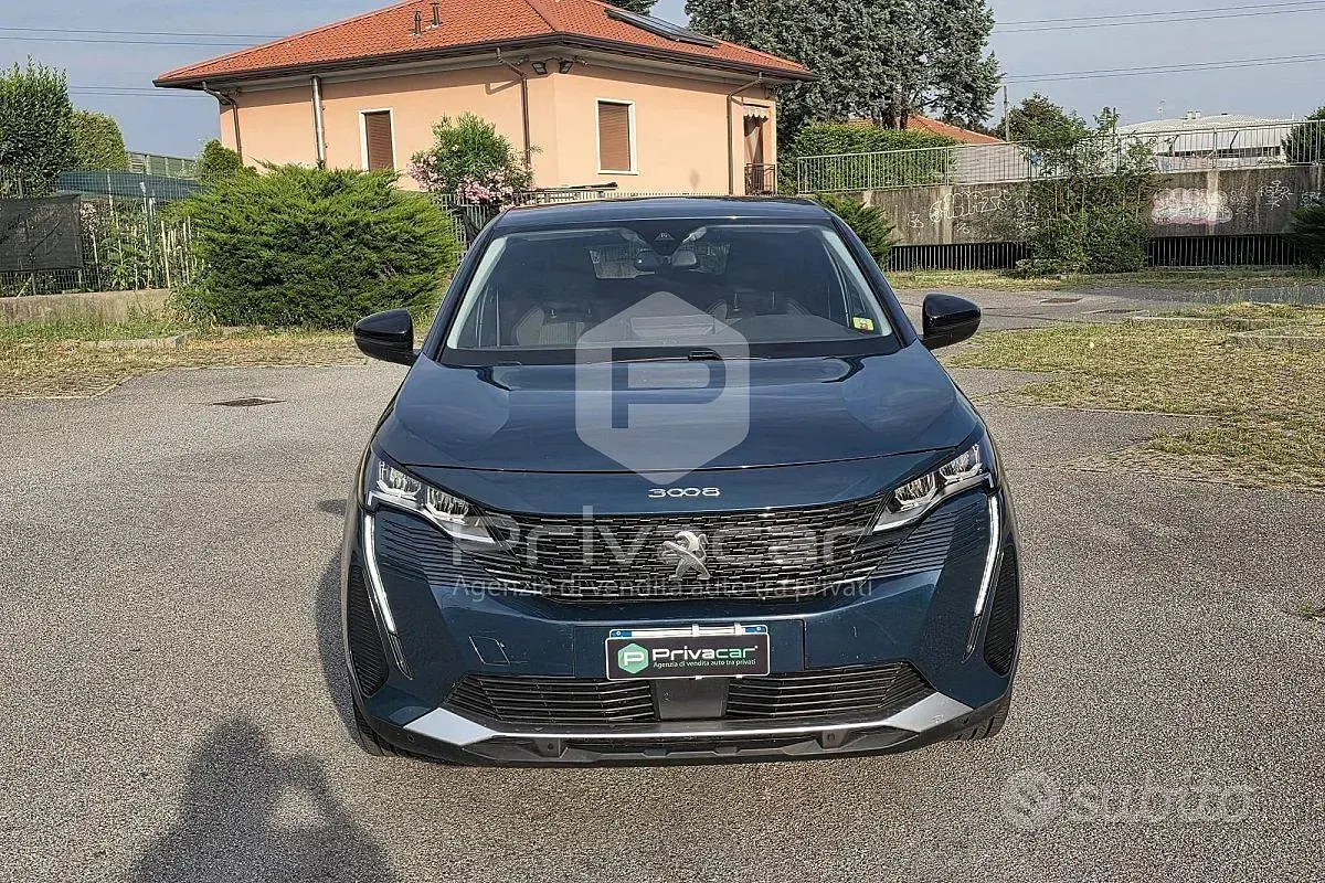 Usata Peugeot 3008 Allure 131 CV (96 kW) 2022 Bluazzurro SUV
