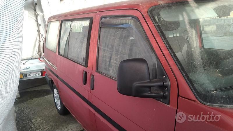 Usata VW Transporter S 110 CV (80 kW) 1993 Rosso Furgone