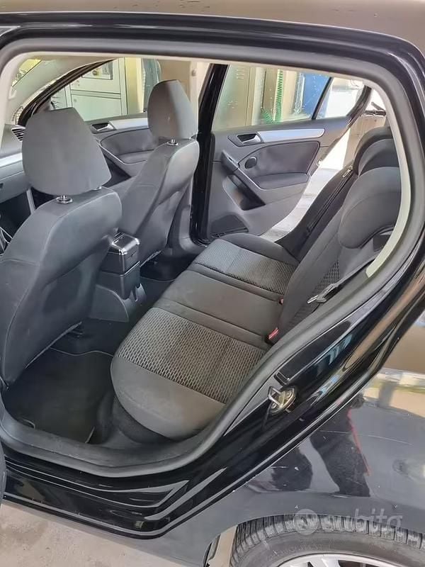 Usata VW Golf VI 2011 Nero Utilitaria