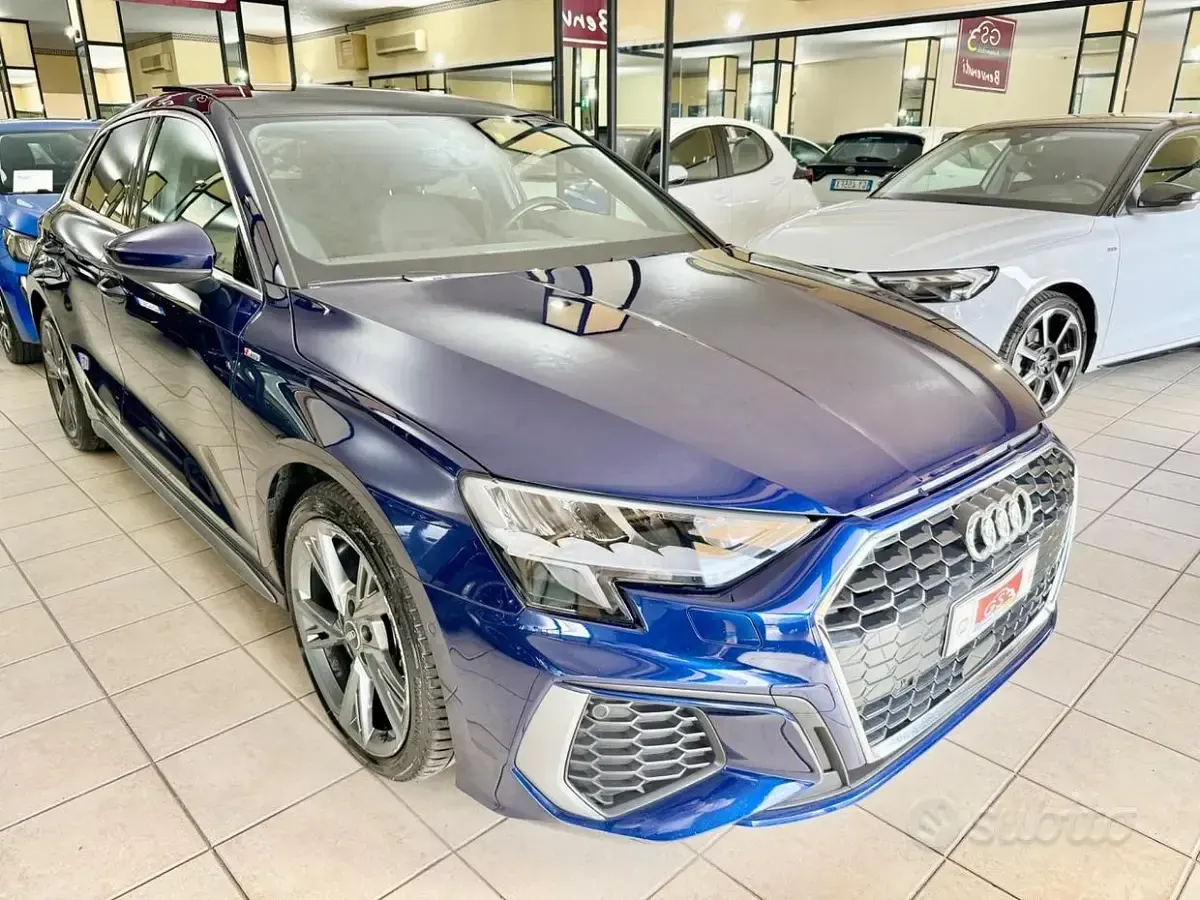 Usata Audi A3 S-Line 116 CV (85 kW) 2022 Blu Berlina