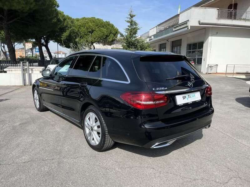 Usata Mercedes C220 Business 194 CV (142 kW) 2019 Nero Station wagon