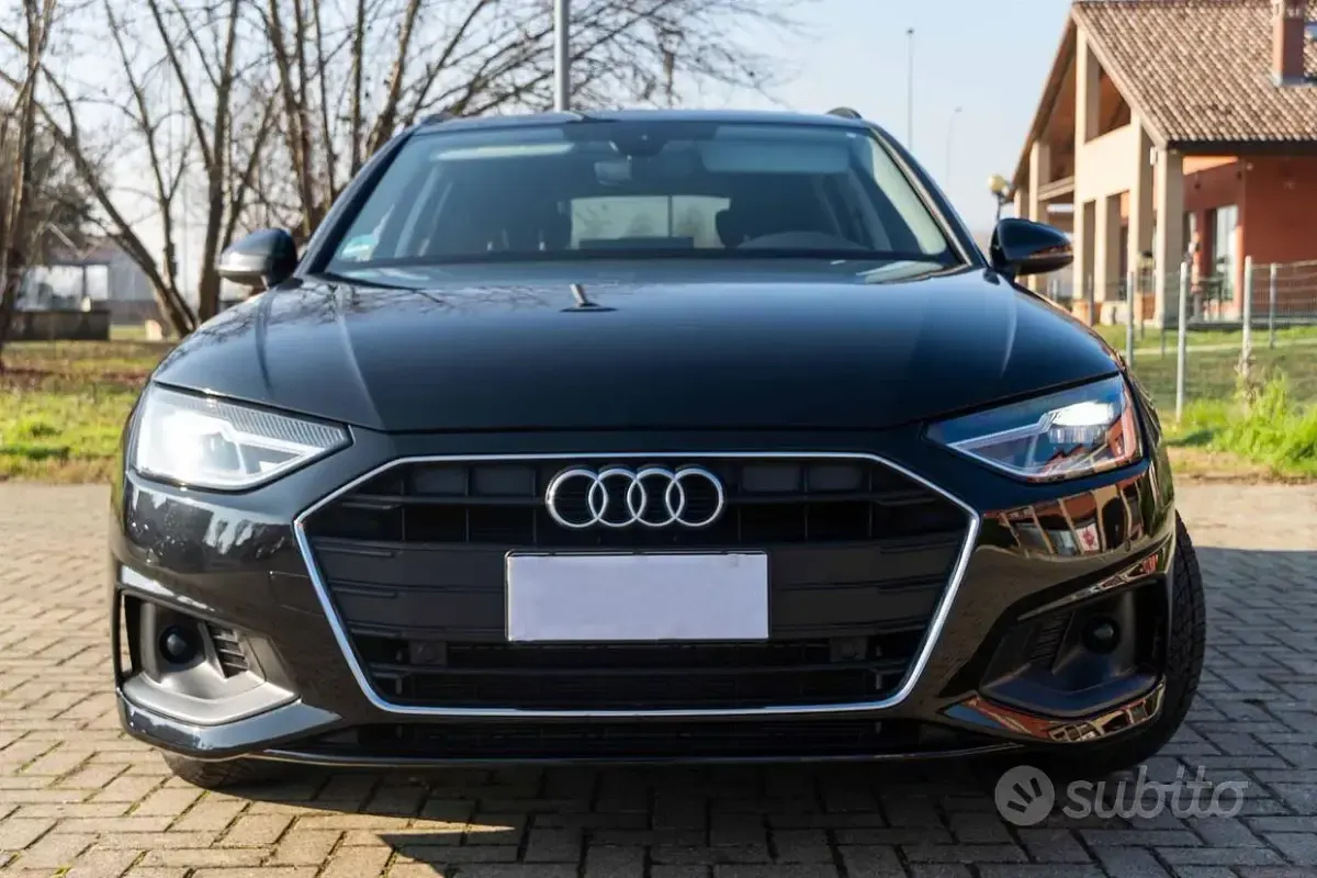 Usata Audi A4 Comfort 163 CV (119 kW) 2024 Nero Station wagon