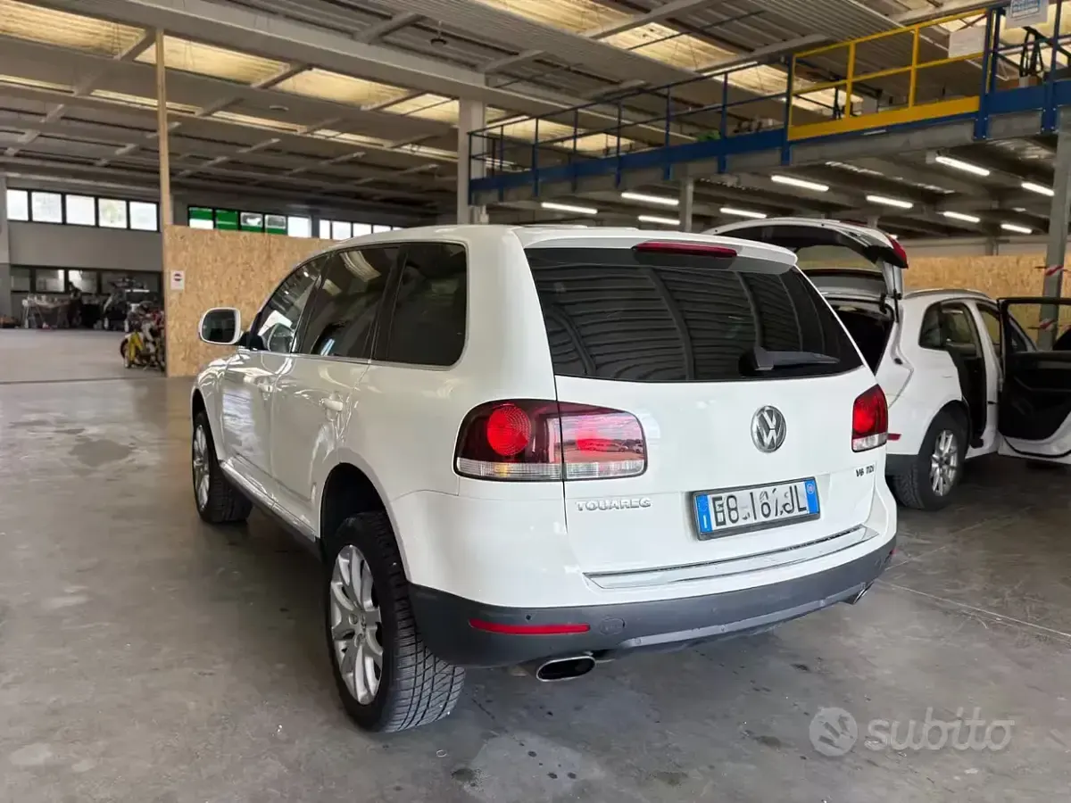 Usata VW Touareg 240 CV (176 kW) 2010 Bianco SUV