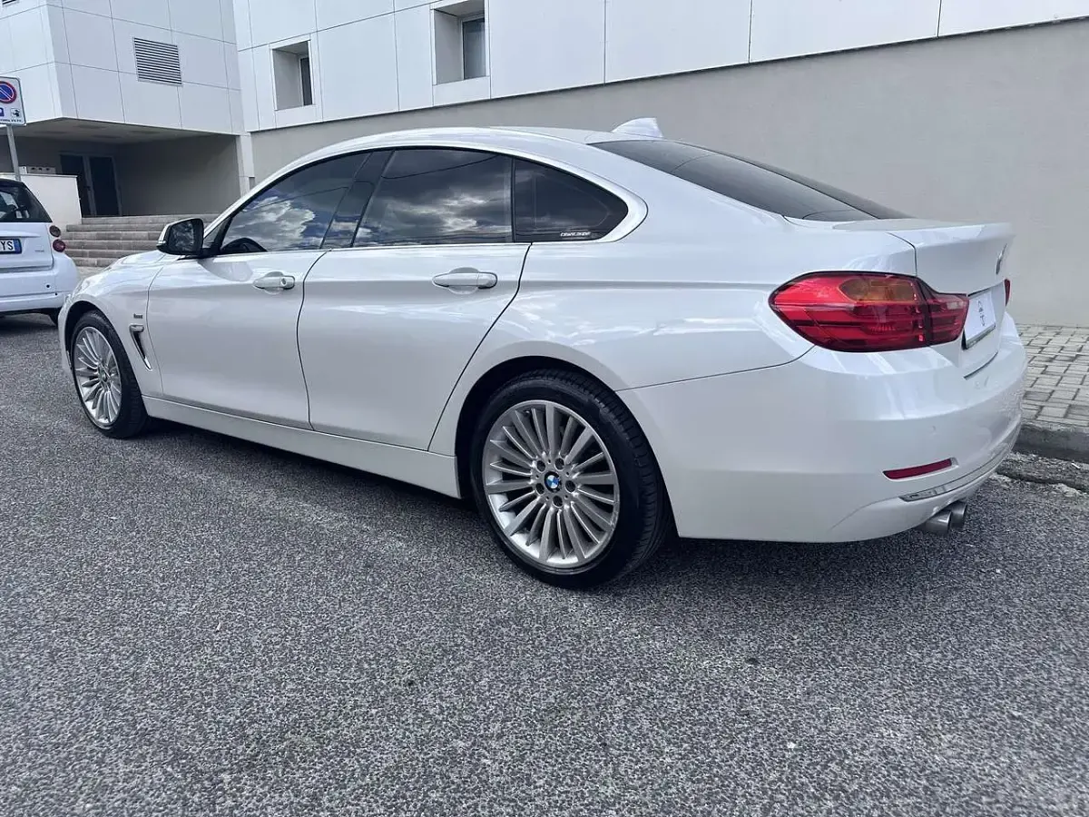Usata BMW 420 Coupé Luxury Line 190 CV (139 kW) 2015 Bianco Coupé