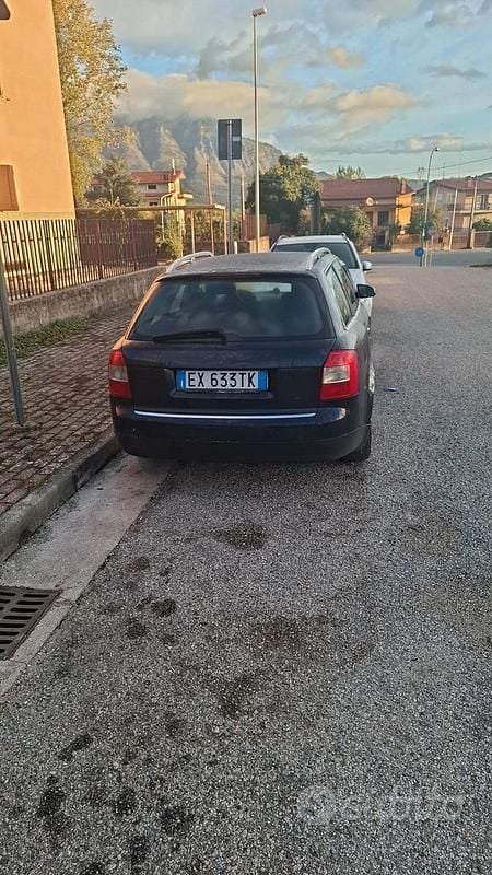 Usata Audi A4 130 CV (95 kW) 2001 Blu Berlina