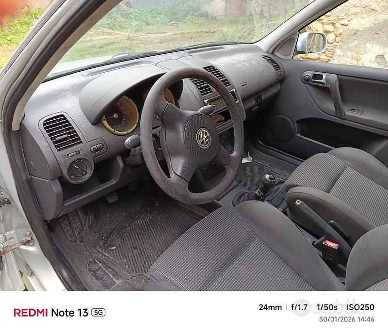 Usata VW Polo Comfortline 60 CV (44 kW) 2001 Grigio Utilitaria