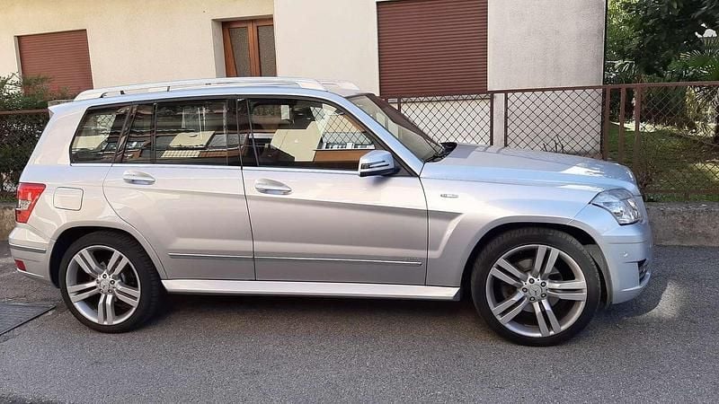Usata Mercedes GLK220 170 CV (125 kW) 2010 Argento SUV