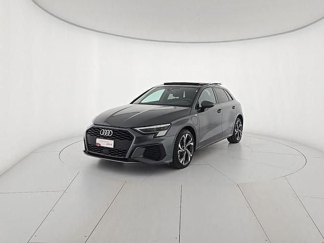 Usata Audi A3 S-Line 204 CV (150 kW) 2024 Grigio daytona perla