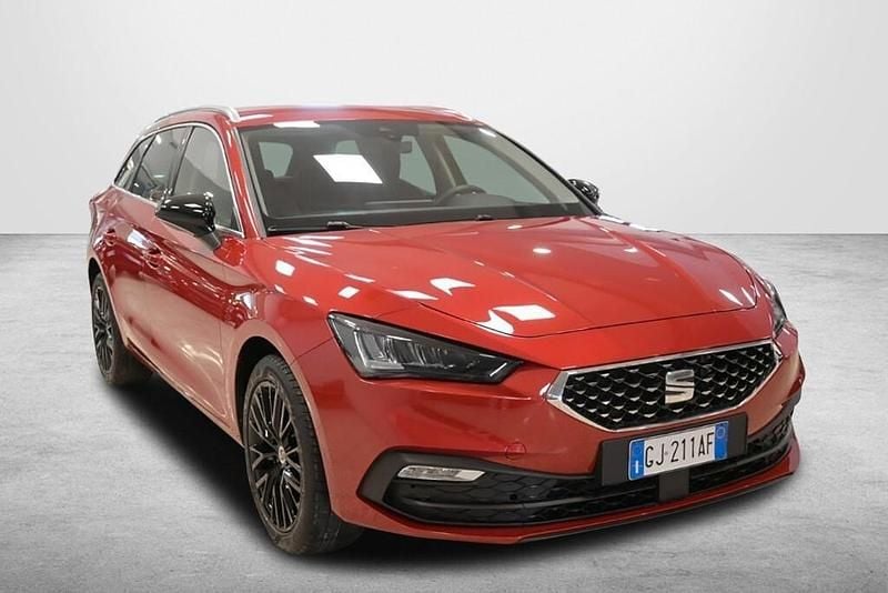 Usata Seat Leon ST XCELLENCE 149 CV (109 kW) 2022 Rosso Station wagon