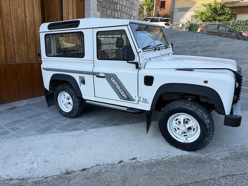 Usata Land Rover Defender 112 CV (82 kW) 1995 Bianco SUV