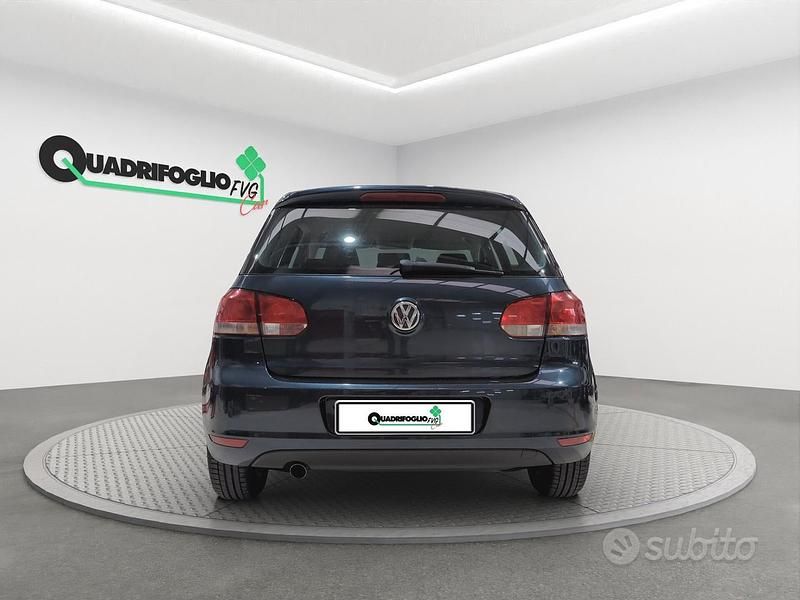 Usata VW Golf VI Highline 105 CV (77 kW) 2011 Blu Utilitaria