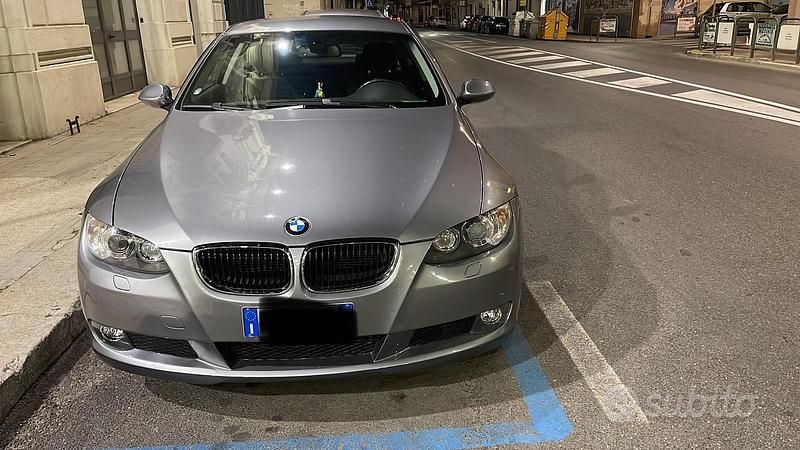 Usata BMW 320 184 CV (135 kW) 2010 Grigio Coupé