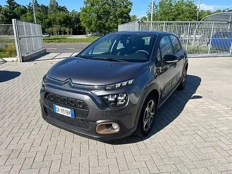 Käytetty Citroën C3 PureTech 83 HP (61 kW) 2023 Viistoperä