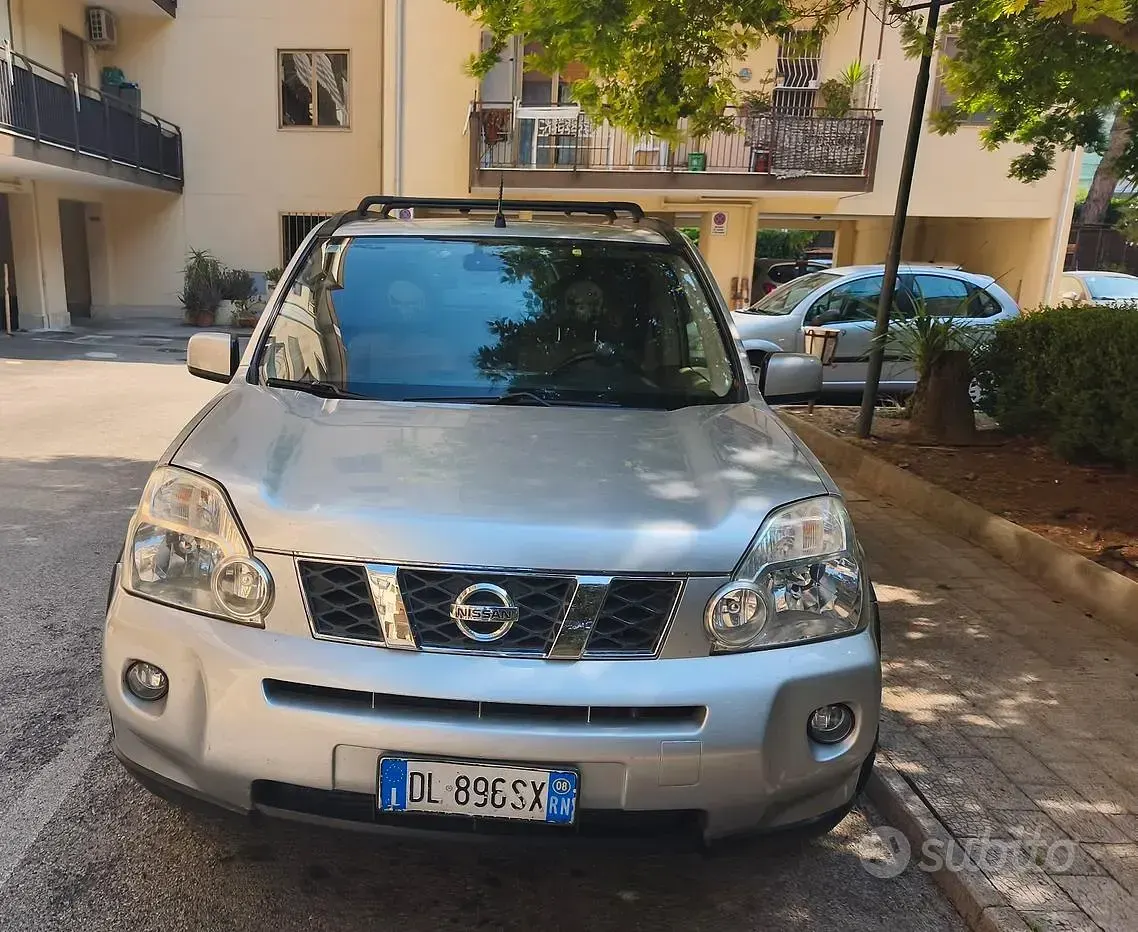 Usata Nissan X-Trail SE 150 CV (110 kW) 2008 Grigio SUV