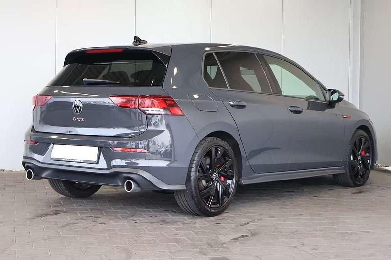 Usata VW Golf VIII GTI 245 CV (180 kW) 2024 Grigio Berlina