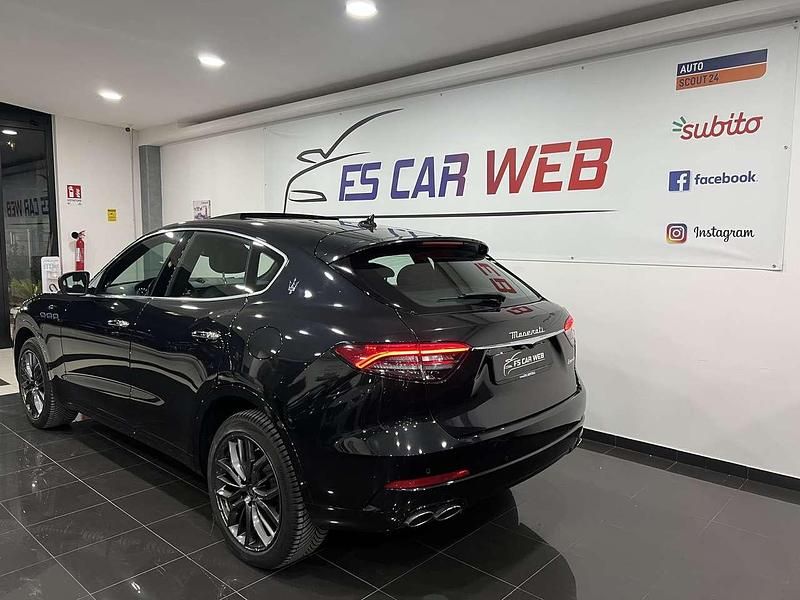 Begagnad Maserati Levante GT 330 HK (242 kW) 2023 Svart SUV