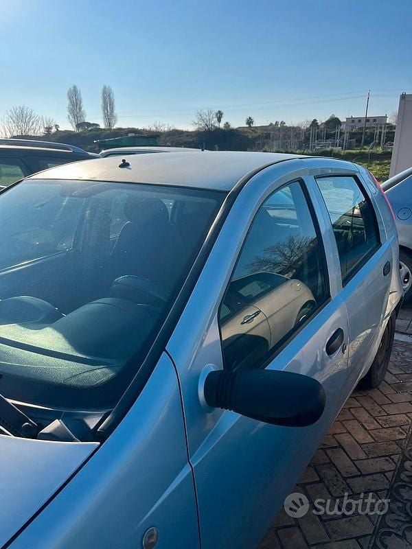 Usata Fiat Punto 60 CV (44 kW) 2005 Utilitaria
