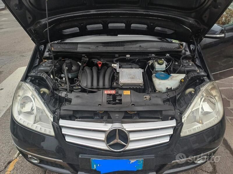 Usata Mercedes A200 95 CV (69 kW) 2008 Nero Utilitaria