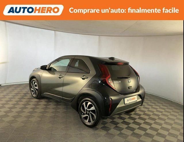 Usata Toyota Aygo X Trend 72 CV (52 kW) 2023 Verde SUV