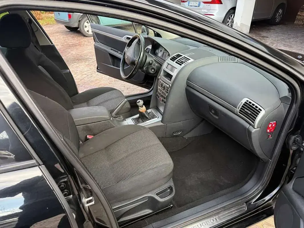 Usata Peugeot 407 140 CV (102 kW) 2008 Nero Station wagon