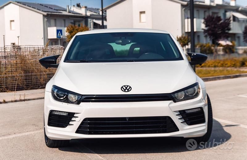 Usata 2011 VW Scirocco Coupé | 11.000 € (Cara) - Immagine 1/4