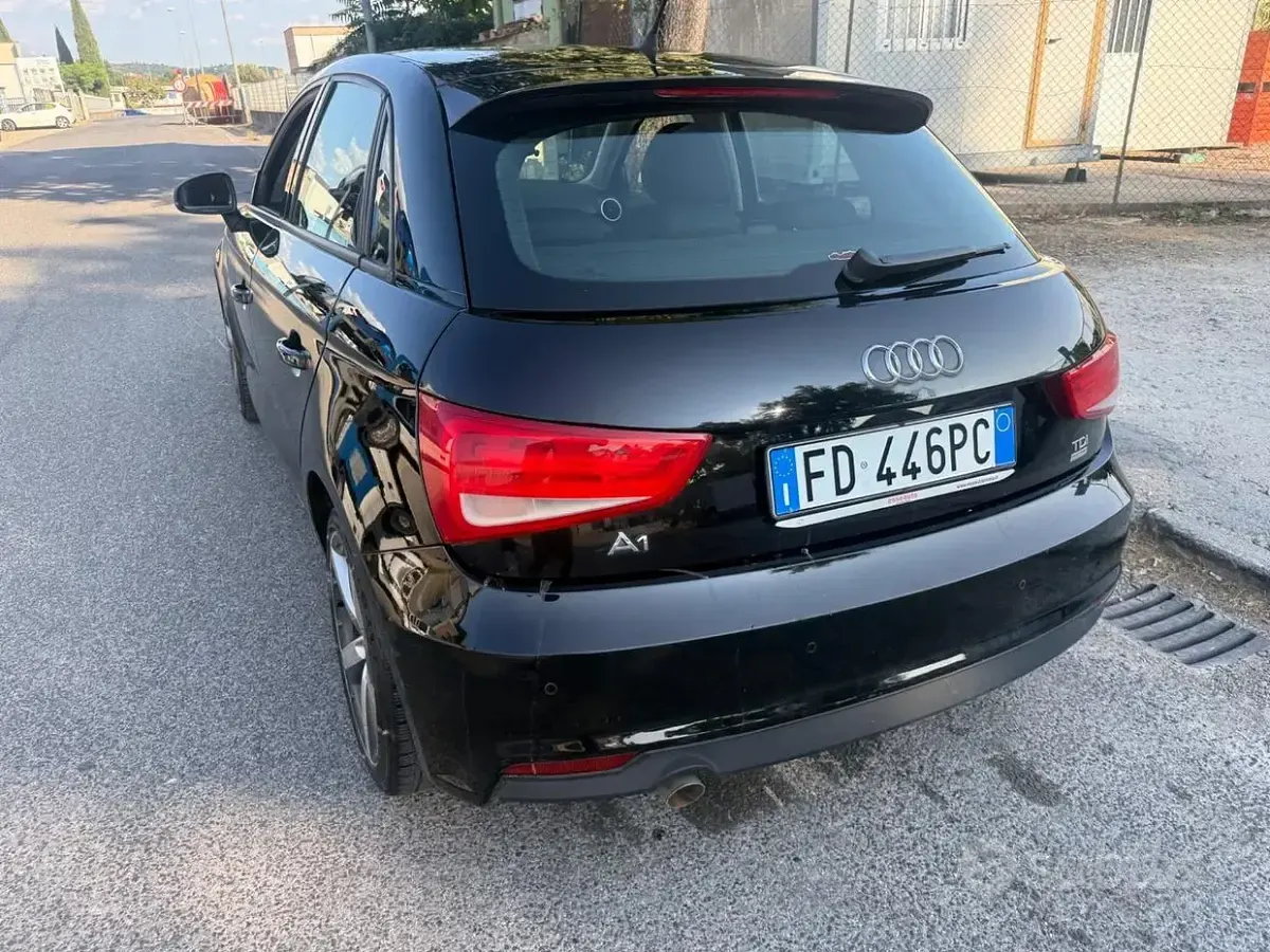 Usata Audi A1 Admired 90 CV (66 kW) 2016 Nero Utilitaria