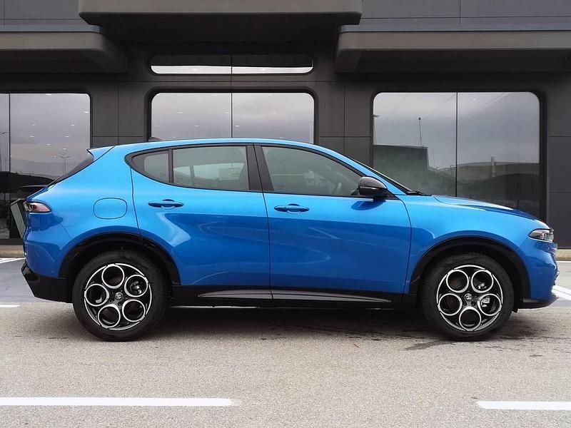 Usata Alfa Romeo Tonale Sprint 131 CV (96 kW) 2024 Blu SUV