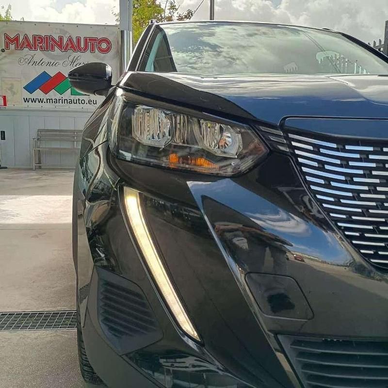 Usata Peugeot 2008 Allure 131 CV (96 kW) 2022 Nero SUV