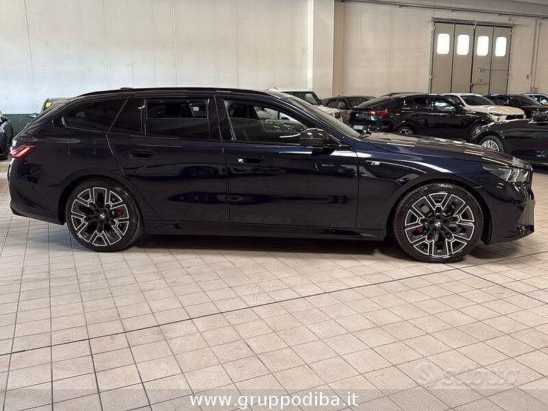 Usata BMW 520 M Sport 197 CV (144 kW) 2024 Nero Station wagon