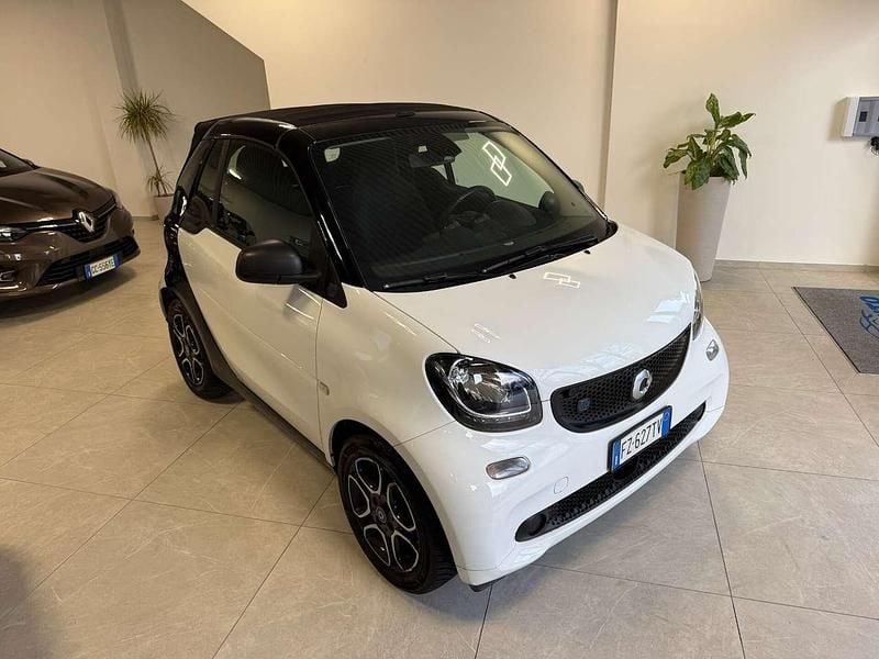 Bianco Usata 2020 Smart ForTwo Electric Drive Prime Cabrio | 10.900 € (Ottimo prezzo) - Immagine 1/4