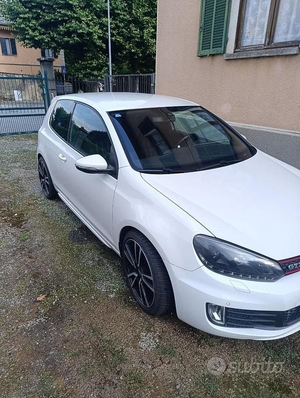 Usata VW Golf VI GTI 210 CV (154 kW) 2010 Bianco Utilitaria