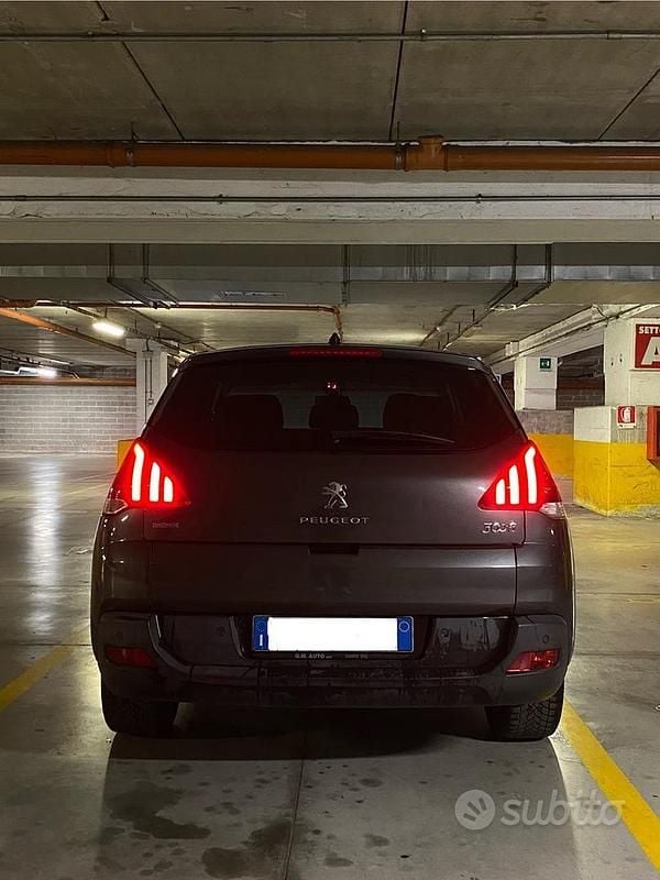 Usata Peugeot 3008 120 CV (88 kW) 2016 Grigio Monovolume