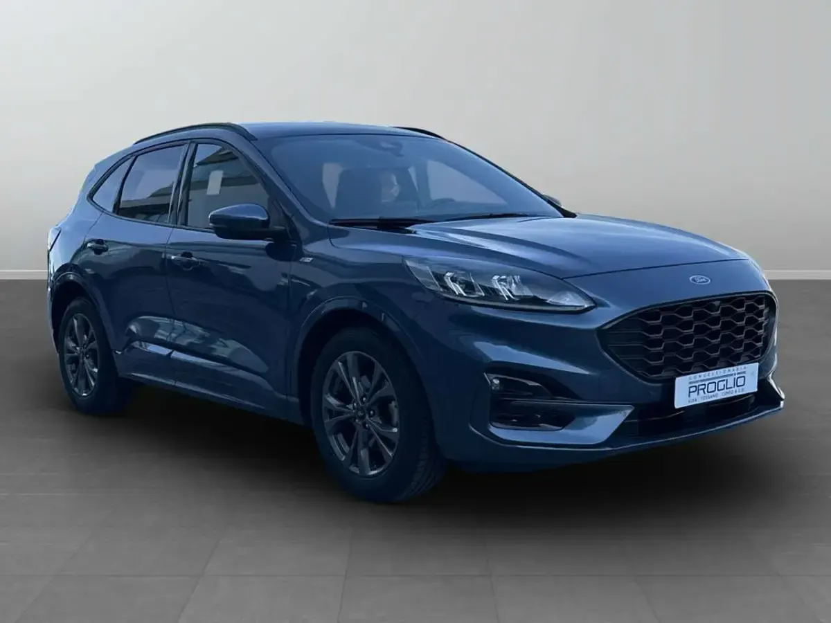 Usata Ford Kuga ST-Line X 150 CV (110 kW) 2021 0f blu lava metallizzato SUV
