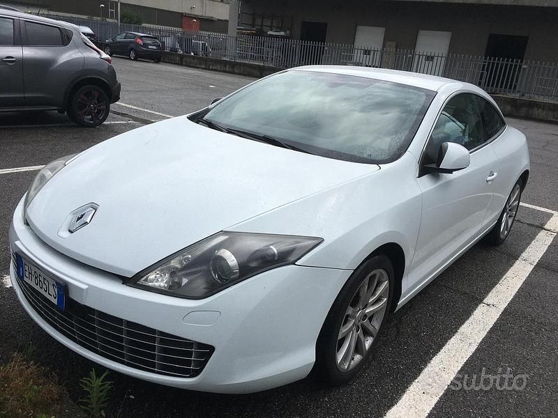 Usata Renault Laguna Coupé 150 CV (110 kW) 2011 Bianco Coupé