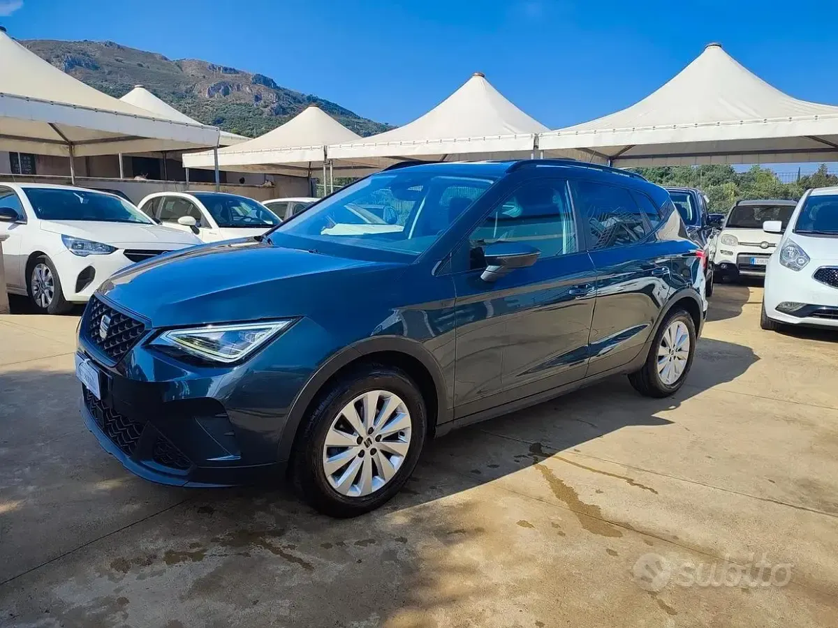 Usata Seat Arona Style 95 CV (69 kW) 2022 Verde SUV