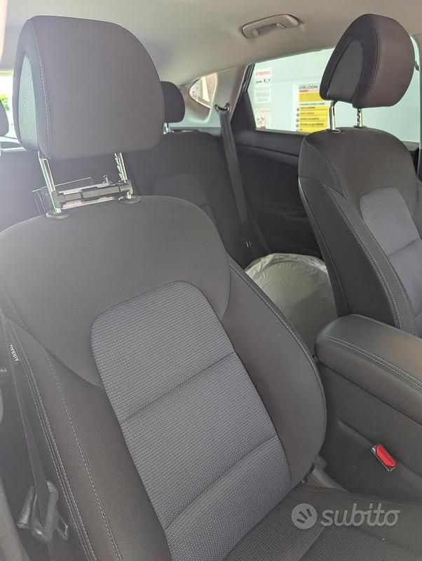 Usata Hyundai Tucson 141 CV (103 kW) 2016 Grigio SUV