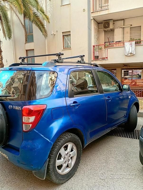 Usata Daihatsu Terios 105 CV (77 kW) 2006 Blu SUV