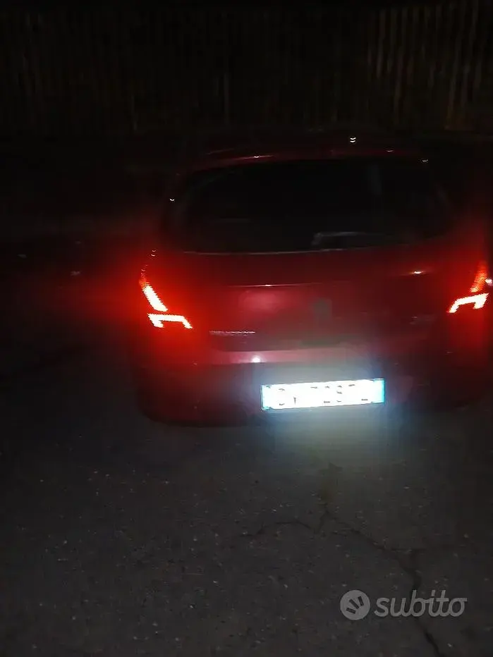 Usata Peugeot 308 112 CV (82 kW) 2009 Rosso Berlina