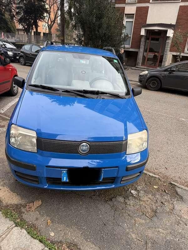 Usata Fiat Panda Emotion 69 CV (50 kW) 2006 Blu/azzurro Utilitaria