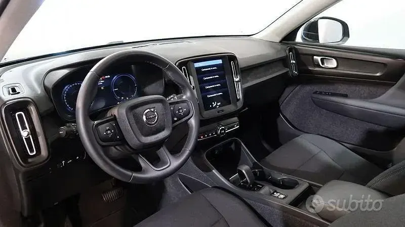Occasion Volvo XC40 211 ch (155 kW) 2023 Noir SUV