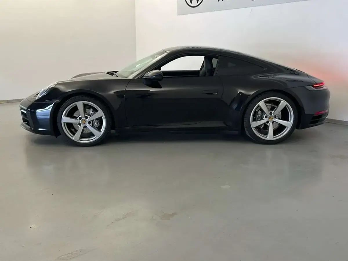 Usata Porsche 911 Carrera 4 385 CV (283 kW) 2020 Nero Coupé